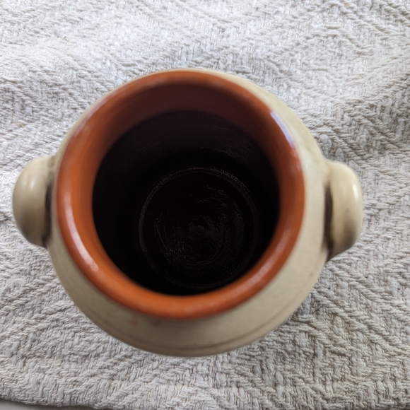 Pottery Vase With Flowers - Picture 4 of 6